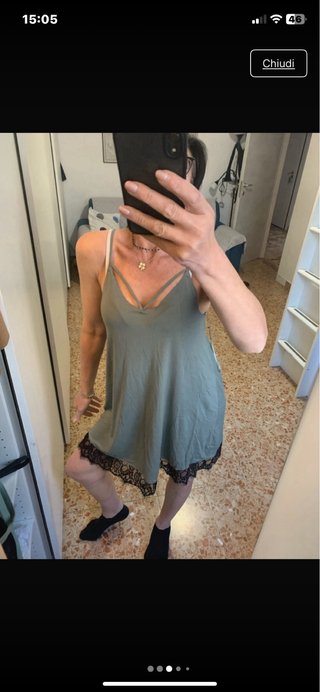 Vestito estivo Pull&Bear verde con pizzo nero M