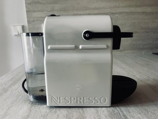 Cafetera Nespresso Krups Blanca