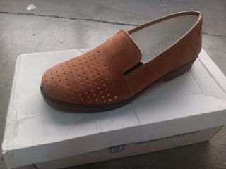 Zapato de trabajo 39 y 40 serraje