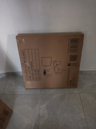 Mesa y 4 Sillas Plegables