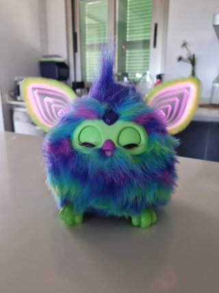 Furby Aurora. Peluche Interactivo