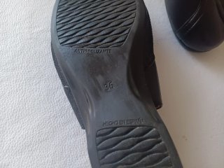 Zapatos destalonados negros mujer