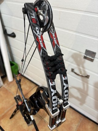 Arco Poleas Diestro Hoyt XT200