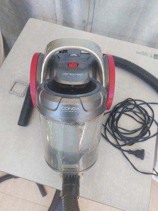 Se venden 2 Aspiradoras sin bolsa MEDEK y cecotec