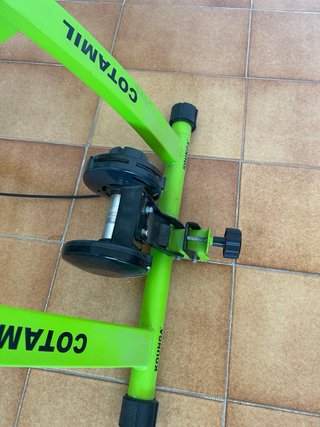 Rodillo de entrenamiento para bicicleta