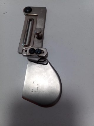 Dobladillador para máquina de coser