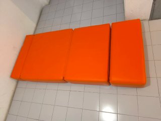 Colchoneta sofá naranja Mijpuri