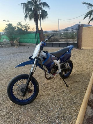 Yamaha DT Supermotard