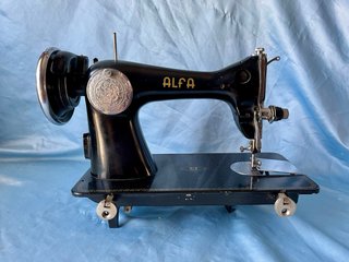 Máquina de Coser Alfa Vintage