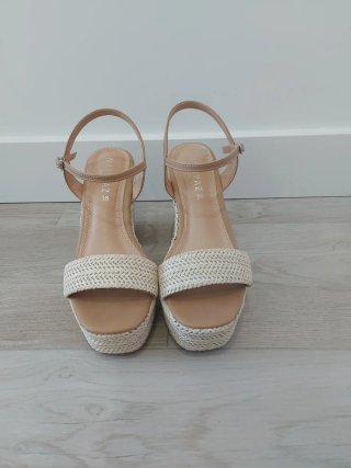 Sandalias plataforma Marypaz beige