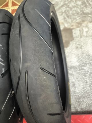 Neumáticos Dunlop Moto 3  slicks Rayados