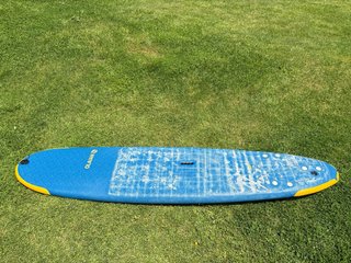 Tabla surf Olaian 8' 80L como nueva