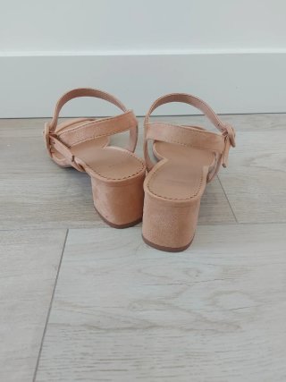 Sandalias Parfois Beige Tacón Bloque