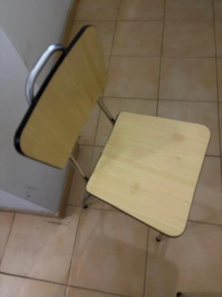 Silla y taburete formica