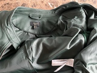 Cazadora motera mujer verde