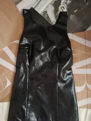 Top polipiel Zara negro