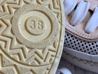 Deportivos Pikolinos Beige y Blanco