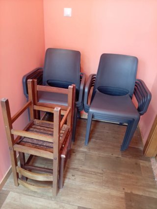 Mesa + sillas. Consultad precios