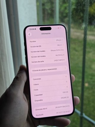 iPhone 15 Pro Max 256GB 100% bateria