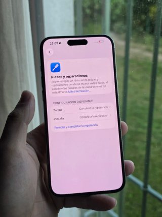 iPhone 15 Pro Max 256GB 100% bateria