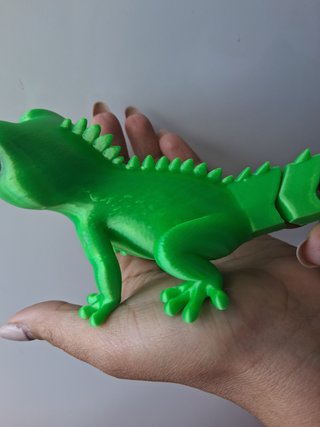 Lagarto Articulado Verde