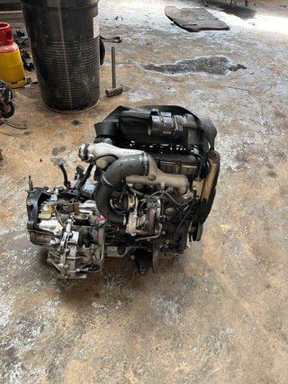 Motor F9Q U7 / AÑO 2006 180.000 KM