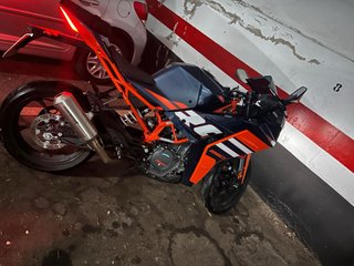 KTM RC 390 2025 como nueva - 5000km