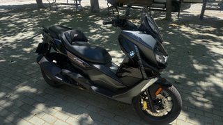 Moto bmw c400gt triple black