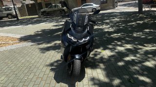 Moto bmw c400gt triple black