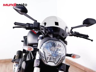 DUCATI MONSTER 821