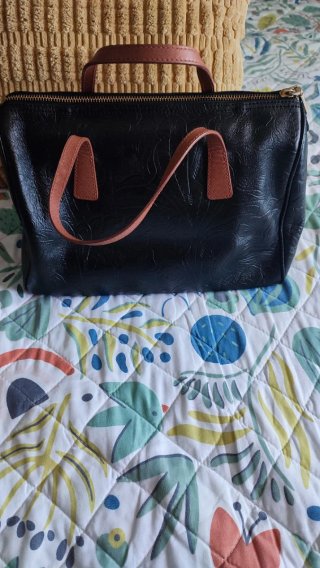 Bolso Bimba y Lola Negro Piel Grabada
