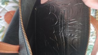 Bolso Bimba y Lola Negro Piel Grabada
