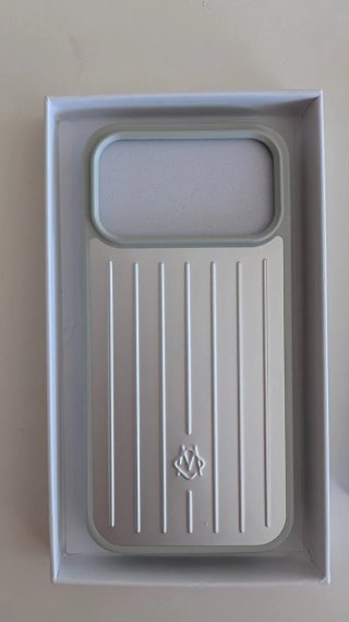 Funda Rimowa iPhone 17 Pro Max