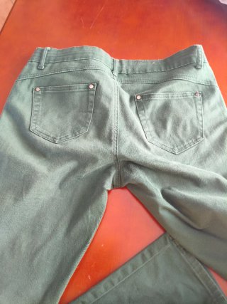Pantalón verde oscuro