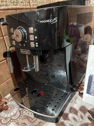 Cafetera Delonghi Magnifica S