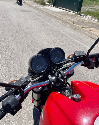 Ducati Monster 695 Roja