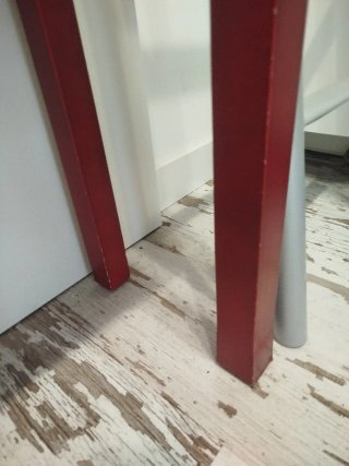 Mueble chino rojo con cajones