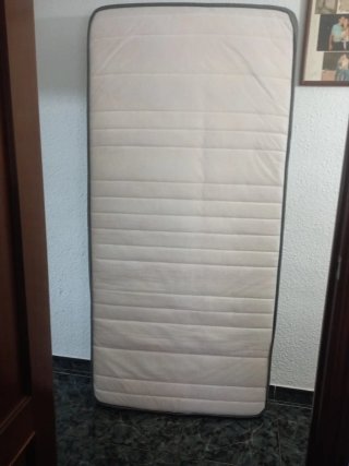 Colchón individual de 90*190cm.