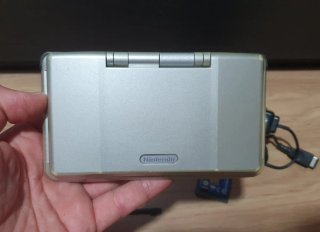Nintendo DS Plata + Accesorios