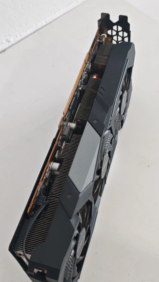 Tarjeta Grafica Gigabyte RX 5700 XT GAMING OC 8GB