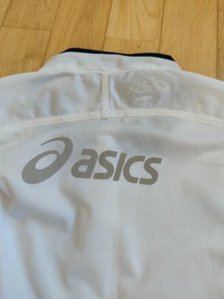 Vendo camiseta deporte Asics