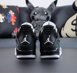 Jordan 4 Fear