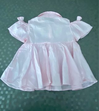 Blusa rosa frío hombro niña