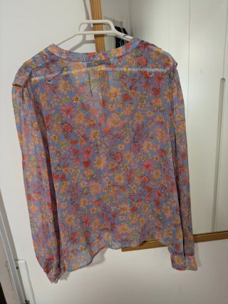 Blusa Zara flores volantes