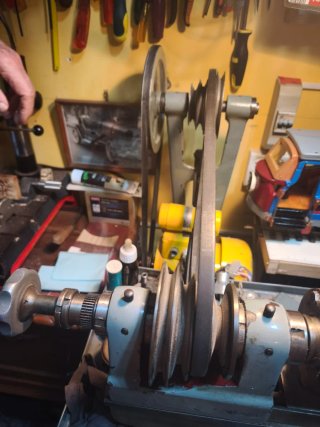 Torno de sobremesa cilíndrico