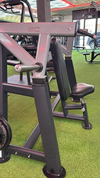 Press de Hombro EC - Máquina de Gimnasio