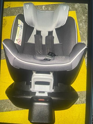 Seggiolino auto infantile grigio