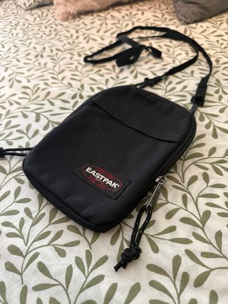 Bolso Eastpak Negro Pequeño