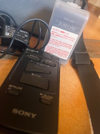 Videocámara Sony Handycam CCD-F355E Video8