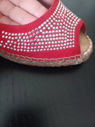 Alpargatas Kanna Rojas y Plateadas